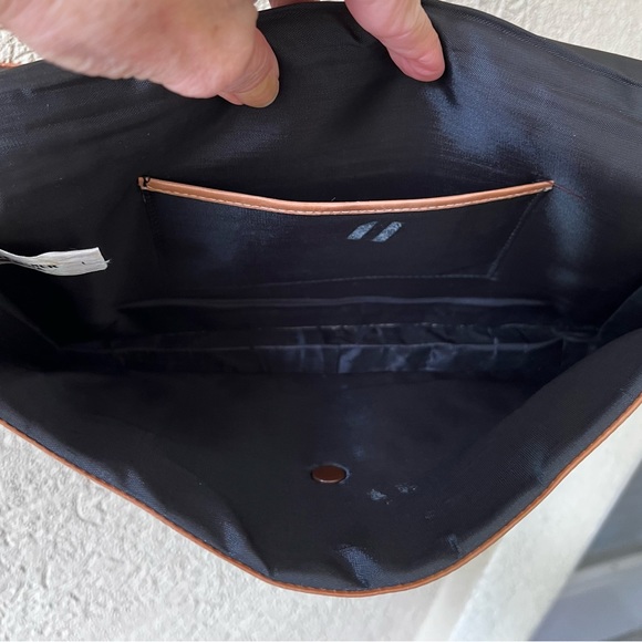 Gorgeous tan genuine, leather handwoven envelope clutch bag 12”x7” - Picture 8 of 12